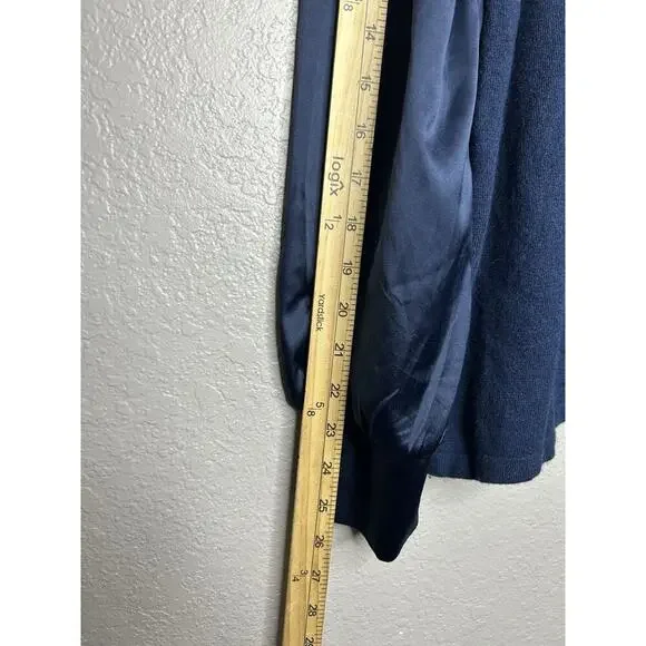 Chico’s Navy Blue Soft Stretch Mock Neck Satin Sleeve Sweater Size 2 US 12 - Picture 3 of 8